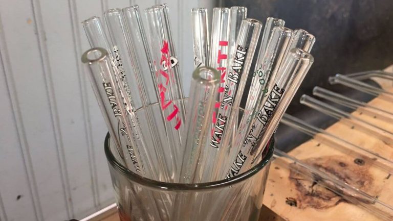 Glass Straw Business in Hood River Booms as Restaurants Ditch Plastic